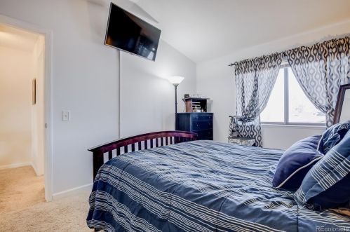 3830 Evanston St, Aurora CO 80014-3920 exterior