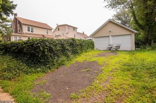 155 Delacy Ave, Plainfield, NJ 07060-4341