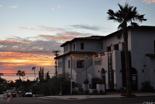 1010 El Camino Real, San Clemente CA  92672-4275 exterior