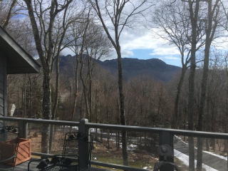 206 Grouse Moor Dr, Linville, NC 28646-8112
