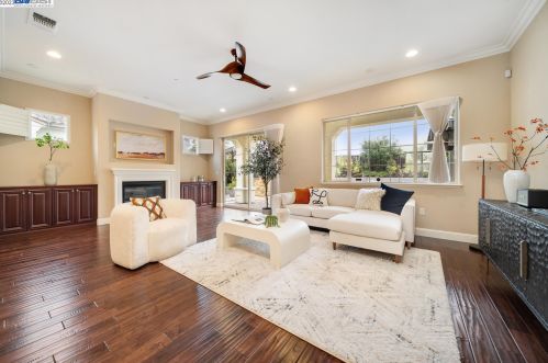 7835 Ridgeline Pl, Pleasanton, CA 94568-5401