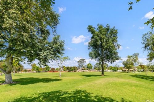 5 Fulton, Irvine CA  92620-3349 exterior