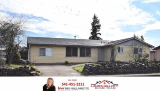 2425 3rd St, Lebanon, OR 97355-2453