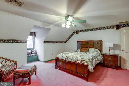 2045 Rockvale Rd, Lancaster PA  17602-1405 exterior