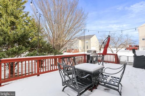 252 Prospect Hill Blvd, Charles Town WV  25414-5082 exterior