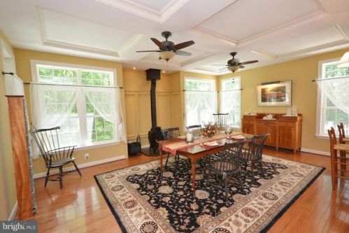 20137 Creekspring Ct, Purcellville, VA 20132-5059