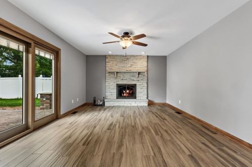 9558 Walnut Dr, Hammond IN  46321-3823 exterior