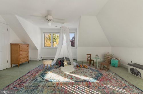 501 Warwick Rd, Tavistock NJ 08033-3831 exterior