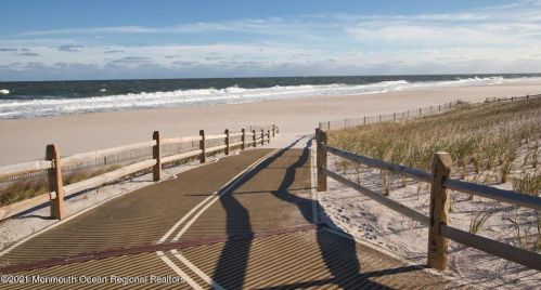 63 Beach Way, Lavallette NJ  08735-3200 exterior