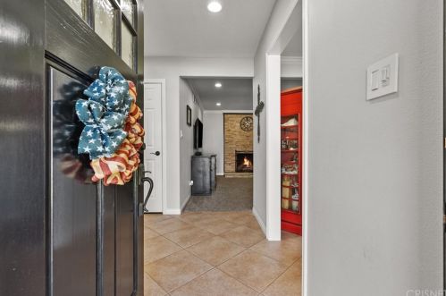 3074 Cisco Ct, Simi Valley, CA 93063-1809