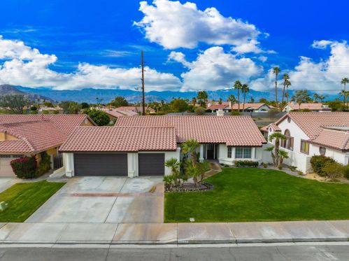 44245 Camino Azul, La Quinta, CA 92253-3951
