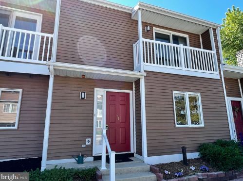 19 Copperwood Ct, York, PA 17408-9719