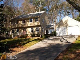 2271 Jay Ln, Smyrna, GA 30080-3842