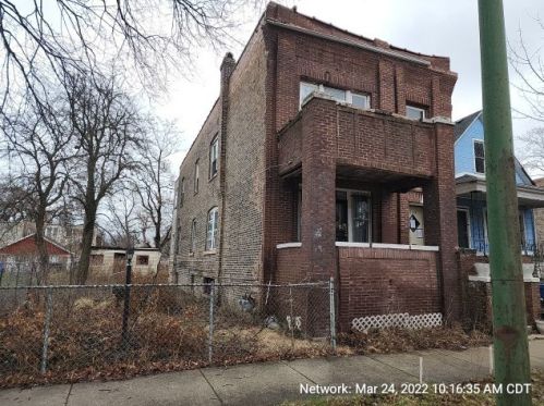 5235 Sangamon St, Chicago, IL 60609-5433