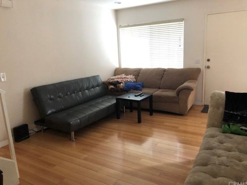 2506 Laurelwood, Santa Ana, CA 92704-5438