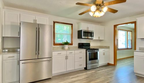 3423 Lake St, Red Wing, MN 55066-1817