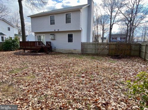 1304 Avalon Blvd, Shady Side MD 20764-9683 exterior