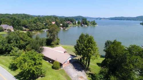 3552 Light Pink Rd, Mcghee Tyson Ang Base, TN 37777-3300