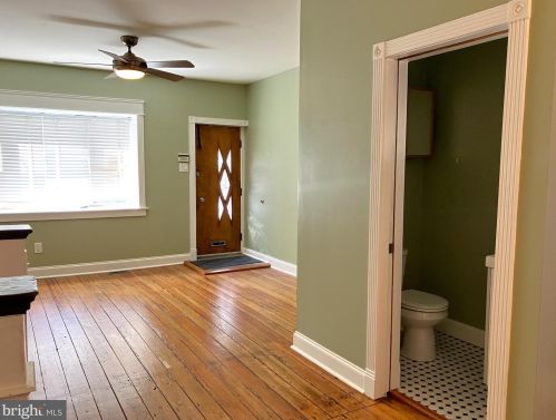 1229 12 St, Philadelphia PA 19147-4903 exterior