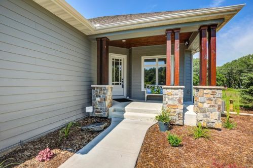 2519 Condon Ct, Saint Paul MN  55120-1679 exterior