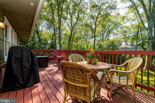 185 Berrywood Dr, Severna Park MD 21146-2030 exterior