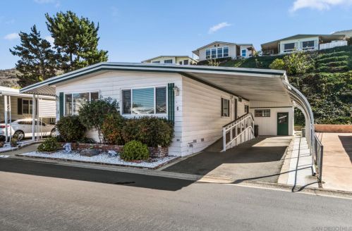 7467 Mission Gorge Rd, Santee, CA 92071-3320