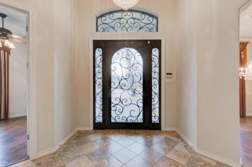 8301 Thorndyke Dr, Fort Worth TX  76182-8632 exterior