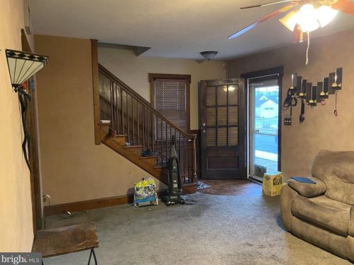 46 Ellwood St, Trenton, NJ 08610-5140