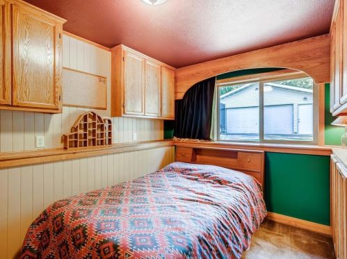 542 Bear Ave, Saint Paul MN  55127-7055 exterior