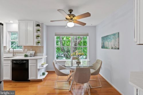 5 Garfield Way, Princeton NJ  08540-1669 exterior