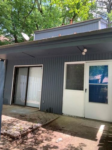 1054 Mariners Dr, Stone Mountain, GA 30083-2606