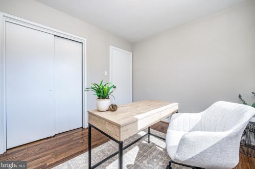 405 Pershing Dr, Silver Spring MD 20910-4341 exterior