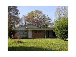 611 Sandra St, Shreveport LA  71107-1940 exterior