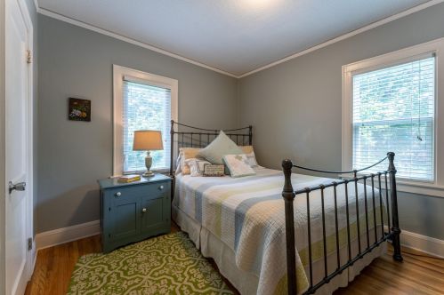 588 Hall Ave, Saint Paul MN  55107-2840 exterior