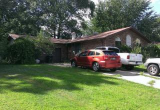 2870 Carmen St, Portage, IN 46368-3613
