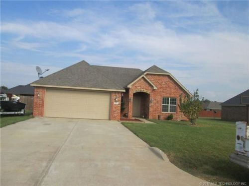 114 Swiss Trl, Calera, OK 74730-3214