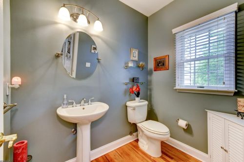 8 Matthew Ct, Dover NJ  07869-1058 exterior