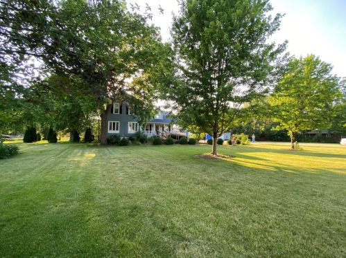 45 Cannonball Trl, Bristol, IL 60512-9601