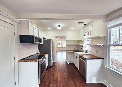 1321 Memorial Dr, Atlanta GA  30317-1713 exterior