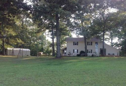 905 Wofford Rd, Woodruff, SC 29388-8394