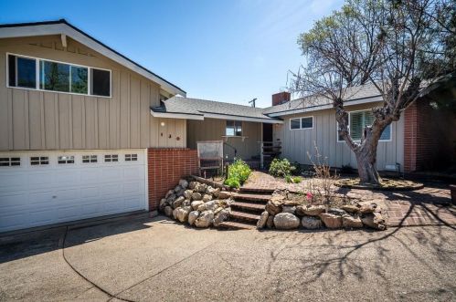 130 Circle Dr, Jackson, CA 95642-2207