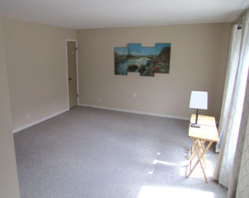 1450 Plymouth Pl, Glenview, IL 60025-2140