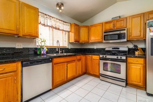 15144 Walsh Dr, Aurora CO 80012-3714 exterior