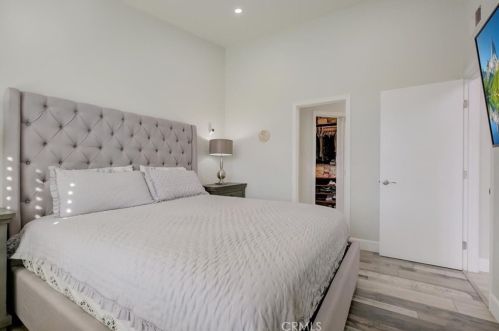 1126 Positano Ave, Anaheim CA  92808-1533 exterior