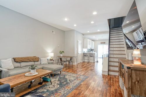 1502 19th St, Philadelphia PA  19121-4121 exterior