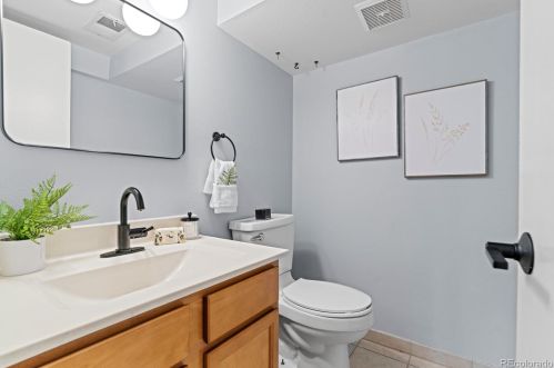 5785 Lehigh Ave, Denver CO  80235-2940 exterior