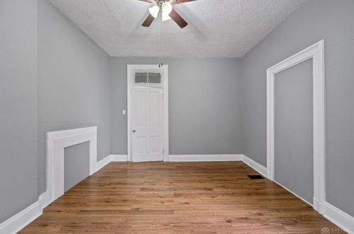 3207 Hackberry St, Cincinnati OH  45207-1820 exterior