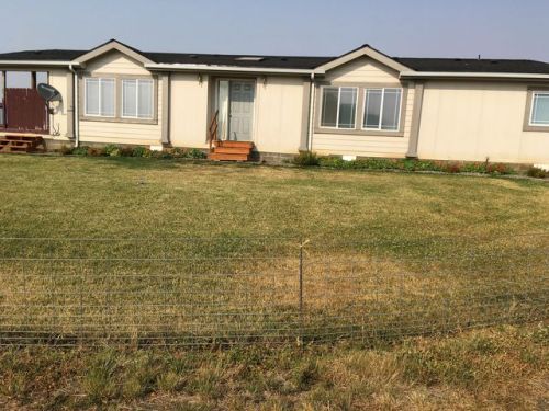 676 Dooley Rd, Centerville, WA 98613-3506