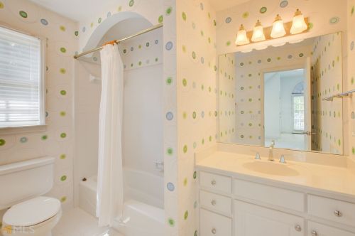 854 Carlton Rdg, Atlanta GA  30342-4340 exterior