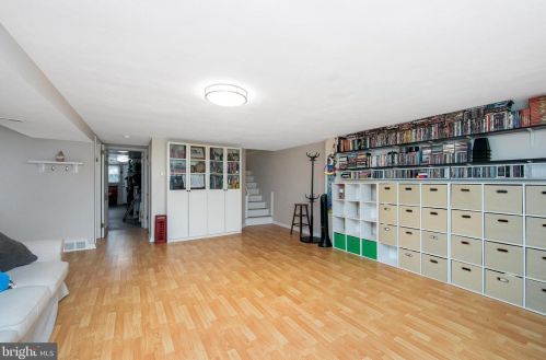 822 Borbeck Ave, Philadelphia PA  19111-3105 exterior